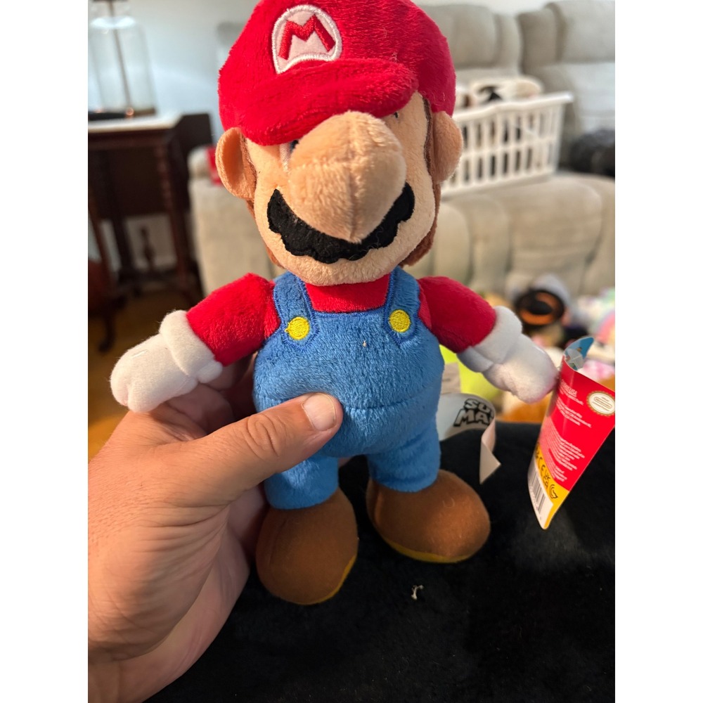 Nintendo Super Mario Plush Jakks Pacific 9 Inch Stuffed Toy NWT Red Blue